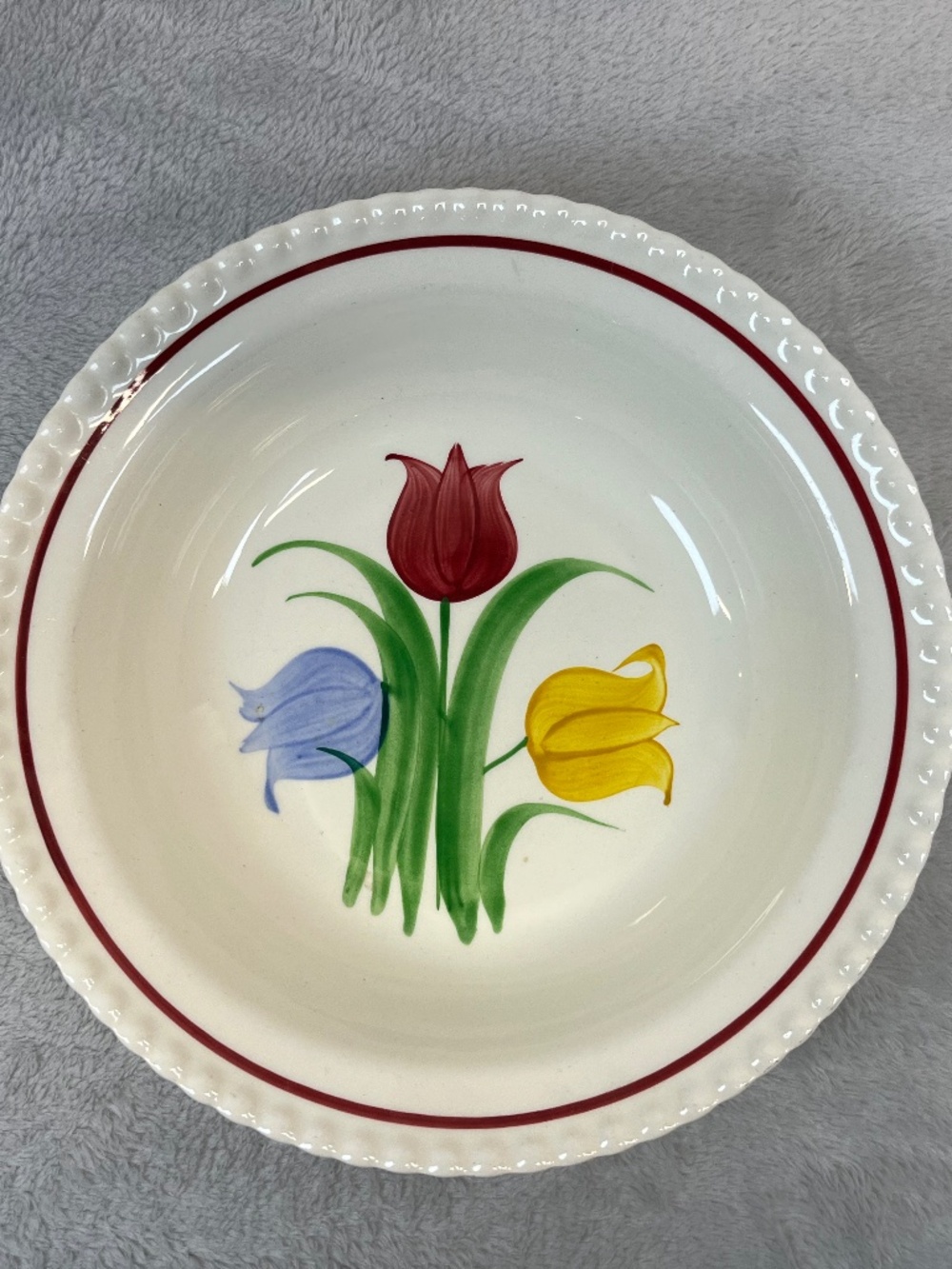Vintage Southern Potteries 9" Tulip Rimmed Shallow Bowl Retro Cottagecore 1940s